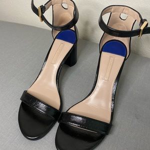Stuart Weitzman Nearly Nude Sandal